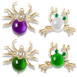 Designer Luxury Brooch Big Belly Jelly Glass Series Spider Stereoscopic Breast Needle Full of Diamond Frog Breast Needle Women's Exquisite Internet Red Trend