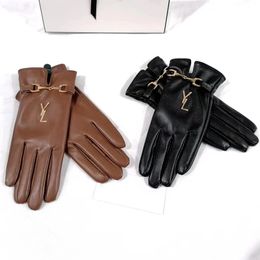 Gloves Men's and women's leather gloves Fashion designer gloves mittens five fingers 7 Colours luxury products