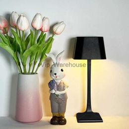 Table Lamps Square Integrated LED Table Lamp Wireless Type-C Rechargerble Bedroom Dining Room Date Decoration YQ231006