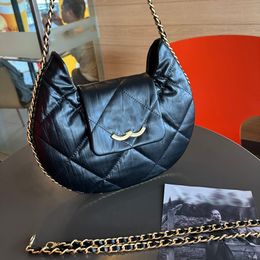 Fashion Womens Shoulder Bag Chain Bag Underarm Bag Veal Leather Ruffled Gold Hardware Metal Buckle Luxury Handbag Matelasse Chain Crossbody Sacoche Designer 29cm