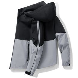 Men's Vests Hooded Jacket for Men's Outdoor Sports in Spring and Autumn Season Windproof American Casual Jacket 231005