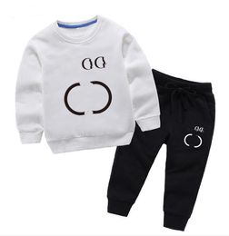 Newest Autumn Winter 2-9 years childrens Clothing Sets BABY boys girls cotton Garment kids Designer printing high quality Outdoor sports sweater pants 2PC Set