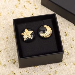 2022 Top quality Charm stud earring round shape star and moon design in 18k gold plated for women wedding jewelry gift have stamp 189R