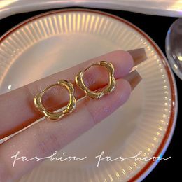 Hoop Earrings Flower Shape Gold Color For Women Round Small Huggie Circle Hoops Korean Simple Design Jewelry 2023