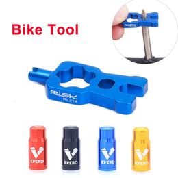 Bike Groupsets RISK 4 in 1 Core Wrench With 2 Presta caps set Road Bicycle Installation Removal Portable Repair Tool 231005