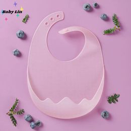 Bibs Burp Cloths 1pcs Silicone Bib Waterproof Saliva Baby Bibs for Baby Accessories Feeding Soft Aprons Baby Adjustable Burp Scarf 231006