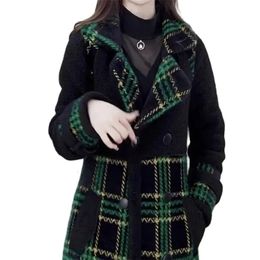 Women's Wool Blends Add Velvet Thicken Green Plaid Woollen Coat Femme Women Autumn Winter Length Lamb Plush Woollen Windbreaker Outerwear 231006