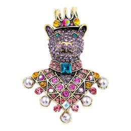 Designer Luxury Brooch Medieval Vintage Full Diamond Bear Palace Style Light Luxury Heavy Industry Animal Series Crown Brooch