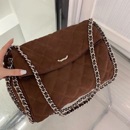 Fashion Womens Large Shoulder Bag 32cm Chain Bag Turned Fur Diamond Gold Hardware Metal Buckle Luxury Handbag Crossbody Bag Underarm Bags Designer Airport Sacoche