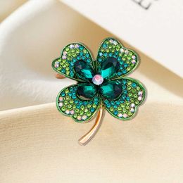 Designer Luxury Brooch Korean Version of High-end Crystal Clover Brooch Exquisite and High-end Sense Anti Glare Brooch Suit Clothing and Accessories