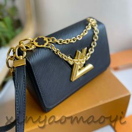 Bag Popular twist bags leather small square Designers bag Metal long chain V shaped buckle Simple fashion very nice