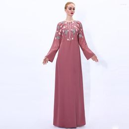 Ethnic Clothing Embroidered Dress Vintage A-line Skirt Women Abaya Dubai Slim Long Sleeves Front Zipper Muslim Turkey Abayas Robes