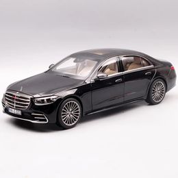 Diecast Model car 1 22 Maybach S400 Alloy Luxy Car Model Diecasts Metal Toy Vehicles Car Model High Simulation Sound and Light Kids Toy Gift 231005
