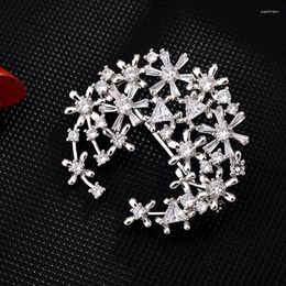 Brooches Korea Moon Stars Brooch Atmospheric Corsage Women's Sweater Coat Pin Clothing Accessories Wholesale