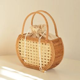 Evening Bags Casual Hollow Rattan Basket Wicker Woven Women Handbags Handmade Summer Beach Straw Bag Small Bucket Bali Tote Purses 231006