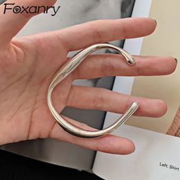 Bileklik Foxanry Minimalist Damga Katı Bileklik Bahar Modaya Düzensiz Düzensiz Geometrik Doğum Günü Partisi Mücevher Hediyeleri 231006