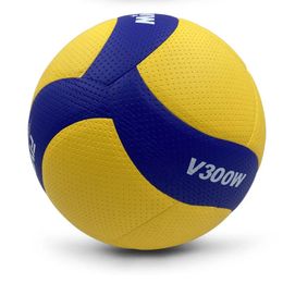 Balls Style High Quality Volleyball V200W V300W V320W V330W Competition Training Professional Game 5 Indoor Ball 231006