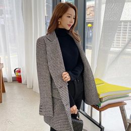 Women's Wool Blends arrival korean fashion winter OL professional jacket women temperament doublebreasted loose houndstooth thick coat 231006