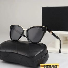 For Women Sunglasses Men Fashion Model Special Protection Letter Big Leg Frame Outdoor Brands Design Alloy Diamond Sunglasses