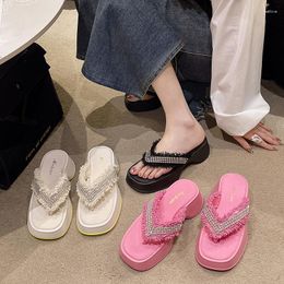 Slippers Glitter Slides Female Shoes Low Rubber Flip Flops Women Summer Platform Fashion Jelly 2023 Hawaiian Luxury Soft Beach C