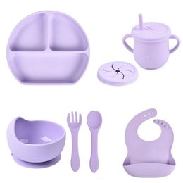 Cups Dishes Utensils 4/5/7PCS Soft Silicone Baby Feeding Dishes Sucker Bowl Plate Cup Bibs Spoon Fork Sets Non-slip Children's Tableware BPA Free 231007