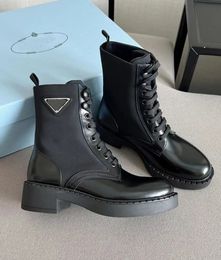 Kış Lüks Kadın Üçgen Boot Fırçalı Deri Yeniden Nynyon Giden Lady Black Realyon Martin tıknaz platform Sole Booty Eu35-40 Kutu