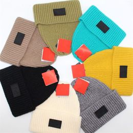 Winter Cap Men Designers Beanie Hats Women Solid Color Knitted Hat Striped Letters Caps288z