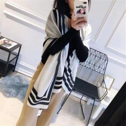 Fashion Classic Design cashmere scarf For Men and Women scarfs Big Letter pattern flowers autumn winter Pashminas Shawls scarves 1224f