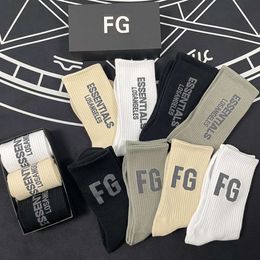 Essentialsocks Hosiery One Stitch Double Thread Double Thread Men and Women's Letters Trendy Brand Sports Stockings Cotton