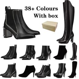 Luxury Designer Shoes Ankle Martin Boots Knee High Boots Thick Sole Martin Boots Pointed Toes Flat Genuine Leather Booties Back Zipper Short Boots