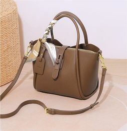 Designer Leather Women Bag Ladies Shoulder Messenger Bags Handbag Letter Flap Simple Fashion Females Crossbody Bag