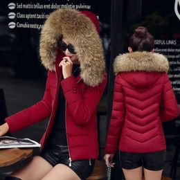 Women's Fur Faux Fur 2023 New Winter Jacket Womens Parkas Fur Collar Hooded Coats Casual Short Jacket Fe Slim Cotton Padded Warm Outerwear P768L231007