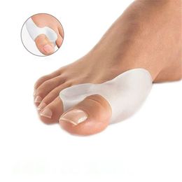 Foot Care 2PCS Silicone Gel Thumb Corrector Bunion Toe Hallux Valgus Protector Separator Finger Straightener Adjuster Tool 231007