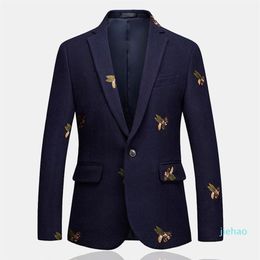 Fashion- Mens One Button Blazer Bee Embroidery Wedding Smart Casual Slim Fit Jacket High Quality Big Size 6XL Navy Blue Clothes Ma210f