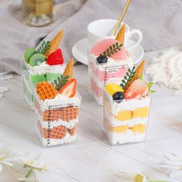 Decorative Flowers 4pcs Simulation Yoghourt Fruit Cake Model Mille-feuille Mousse Pastry Tiramisu Square Cup Ornament Window Decor Gourmet Po