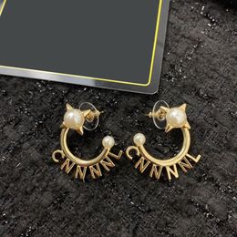 Women Gold Designer Hoops Earrings Fashion Luxury Jewellery Womens Channel Pearl Earring Ear Stud Party Wedding Girls Charm Studs Pe275K