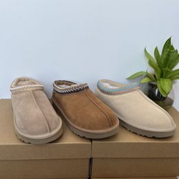 Sandali Ciabatte alla moda Broccato floreale Fondo per attrezzi Infradito scarpe da donna a righe Pantofole causali da spiaggia senza scatola