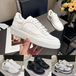 Top Designer Mens Casual Shoes Women Flat Leather Shoe Product 23A Sneaker White Black Low Sneakers with Box Size 35-45