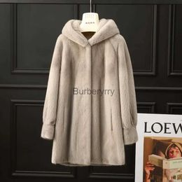 Women's Fur Faux Fur 2023 New Fashion Coat 100% Real Mink Whole Fur Women Mid-Length With Hood Winter Thick Warm Fe Natural Fur JacketL231007