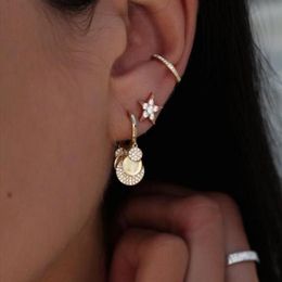Hoop & Huggie With Round Charm Earring For Women European Fashion Jewelry Micro Pave Cz Disco Dots Charming Earrings239J
