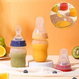 Cups Dishes Utensils Squeezing Feeding Bottle Silicone born Baby Training Rice Cereal Food Spoon Feeder Toddler Cutlery Infant Feeding Utensils 231007