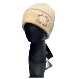 Designer winter cashmere knitted hats for men and women Outdoor cotton hat