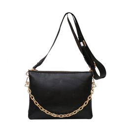 Brand 24SS Messenger Bags Niche design package new women's handbag popular and versatile one shoulder underarm bag bucket bag