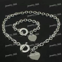 sell Birthday Christmas Brand luxury designer Necklace plus Bracelet Set Wedding Statement Jewelry Heart Pendant Necklaces Ban296h