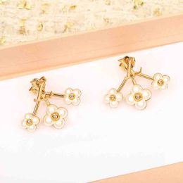 2023 Luxury quality charm flowers shape stud earring with white shell beads in 18k gold plated have stamp box PS4573A