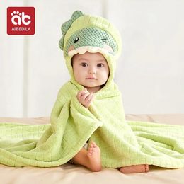 Towels Robes AIBEDILA born Bath Towel for Baby Pure Cotton Cape Bathrobe With Hood Robe Children's Bathrobes Baby Products Born Shower 231007