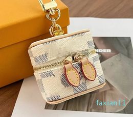 Limited Edition Plaid Unisex Key Wallets Luxury Brand Yellow Letter Leather Mini Box Bags with Key Chain Men Women Zip Coin