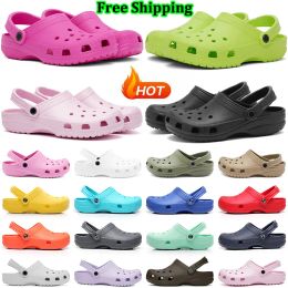 Free shipping designer sandals for men women classic clog slippers triple pink black sandal beach slides sliders mens womens clogs slide out