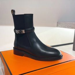 Stivali firmati Stivali stringati Stivali da donna da uomo di alta qualità Stivaletti in vera pelle Scarpe stile classico Stivali da neve autunnali invernali Stivaletti in tela di nylon