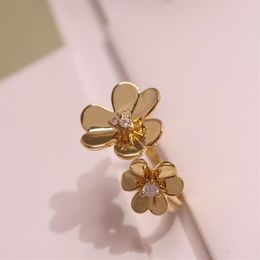 Individual fashion trend Nordic style lady lucky grass flower Dance accessories freight Popular ring Celebrities gift perfect220a